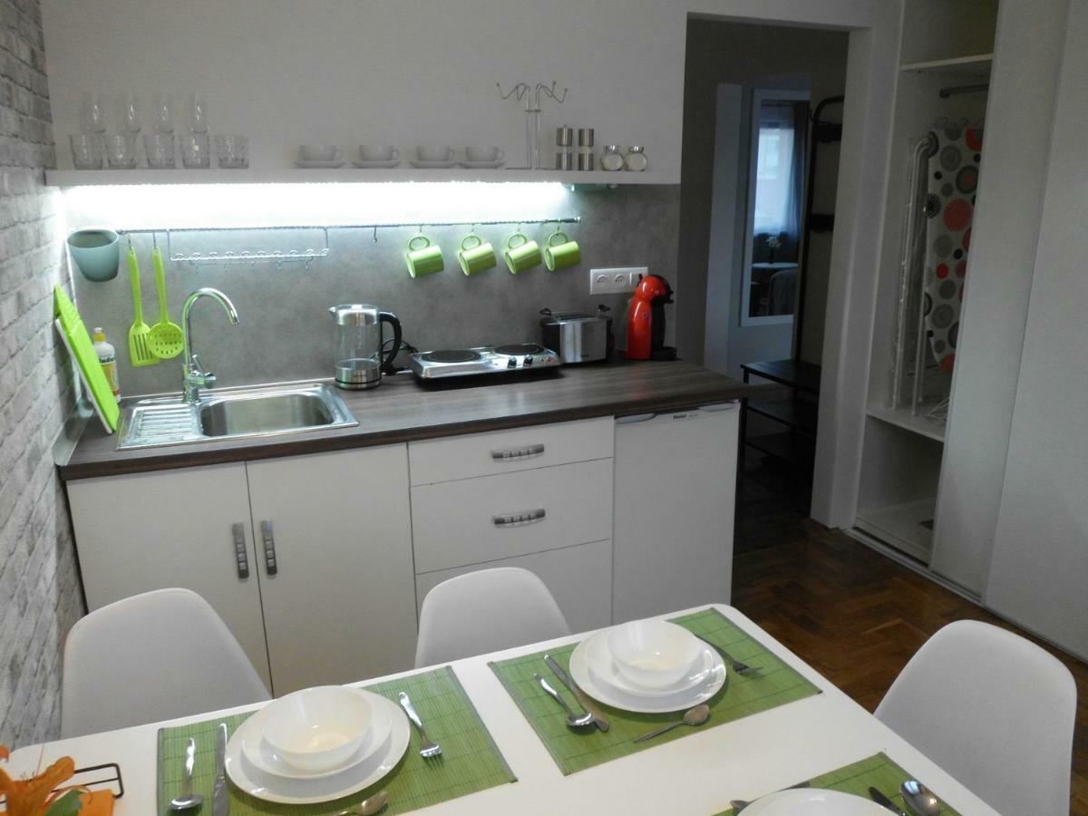 Ares Apartments Přemyšl Exteriér fotografie